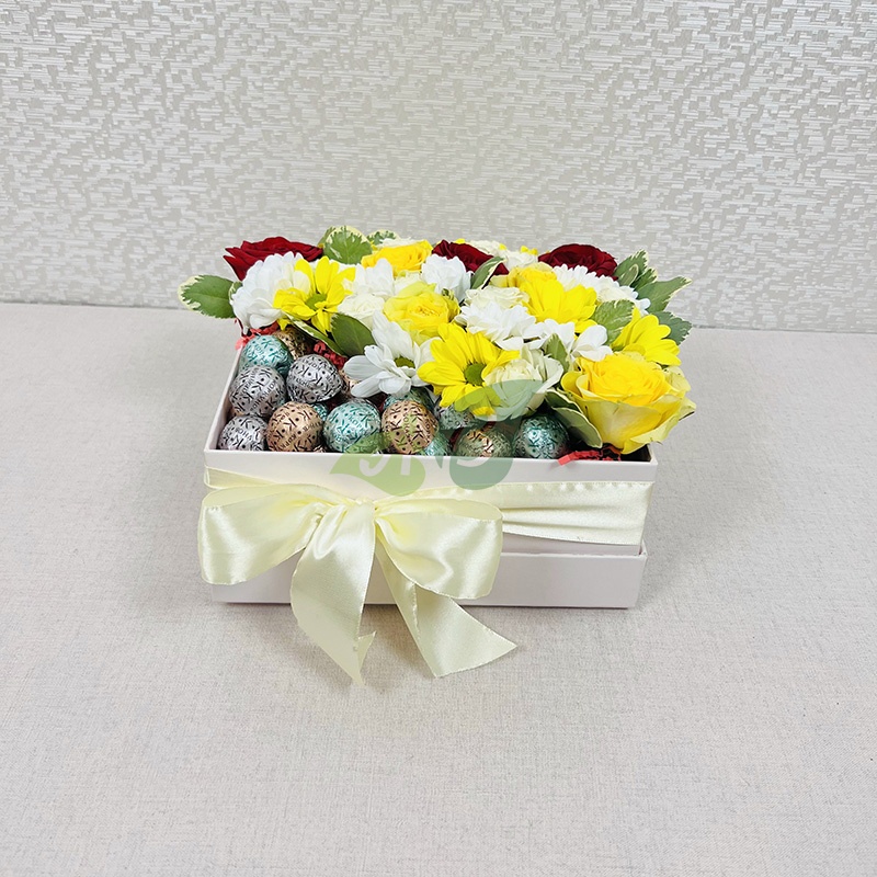 Цветы в синей коробке  Магия любви