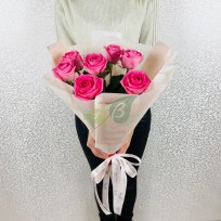 Милый букет из розовых роз Аква